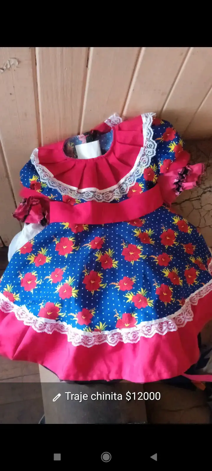 Traje de chinita para niña con flores