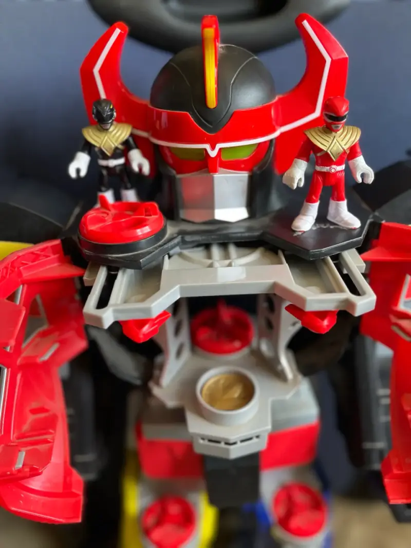 Figura de acción Megazord Power Rangers - 2