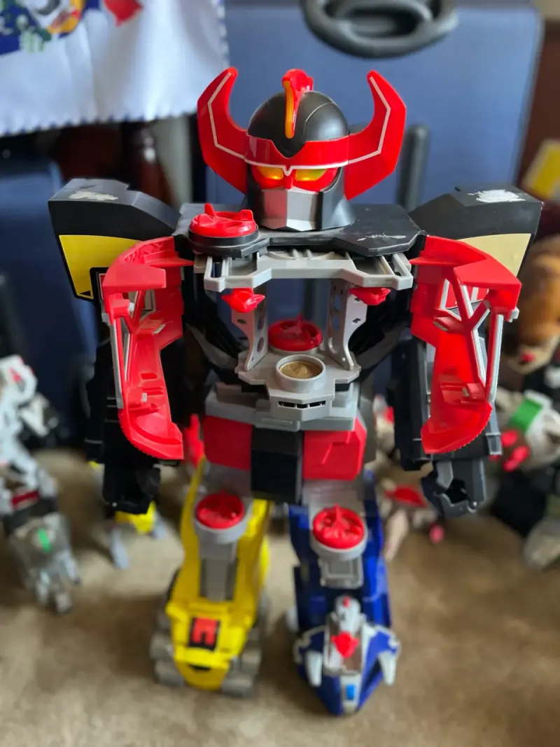 Figura de acción Megazord Power Rangers - 5