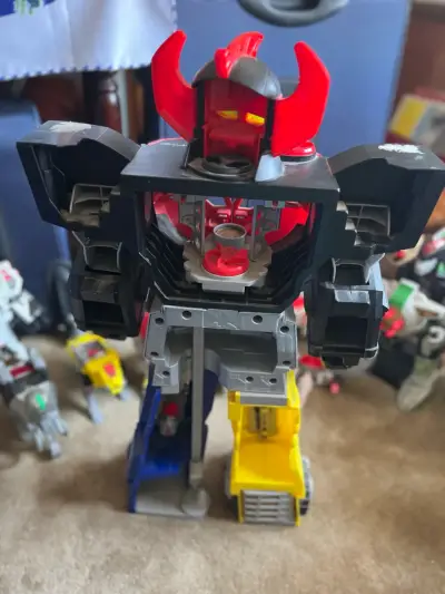 Figura de acción Megazord Power Rangers - miniatura 6