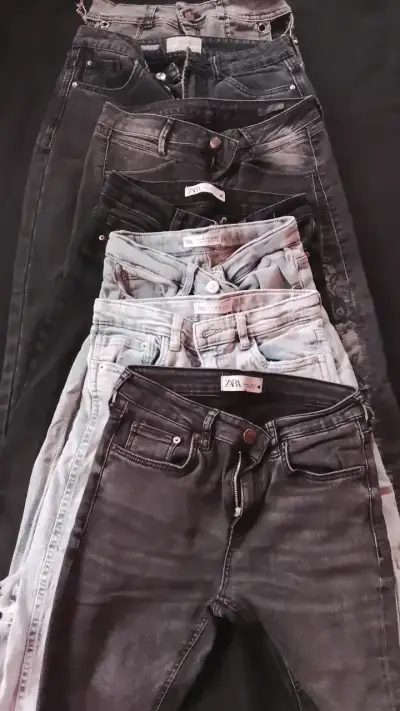 Lote de jeans Zara para mujer en varios colores - miniatura 1