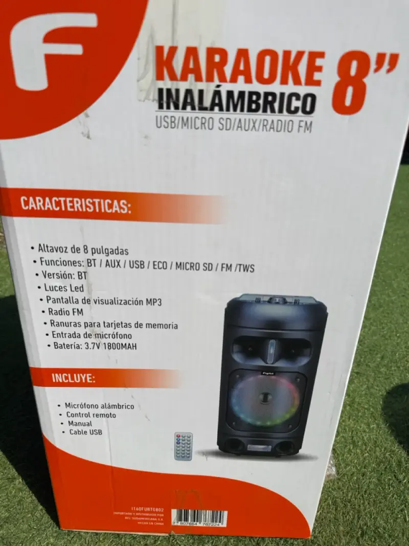 Parlante Karaoke Inalámbrico 8'' con Micrófono y Control - 2