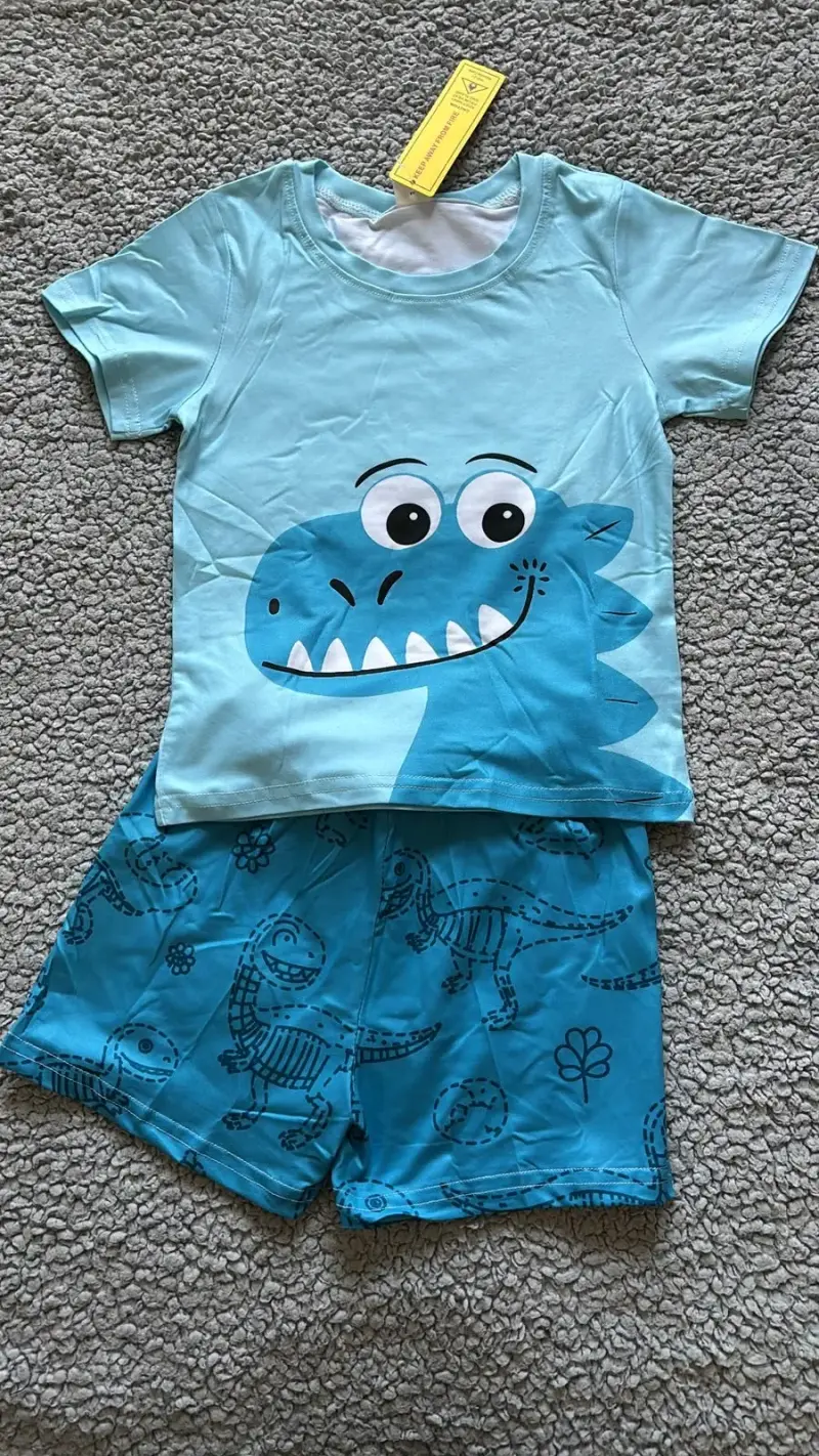 Conjunto de ropa infantil - 2