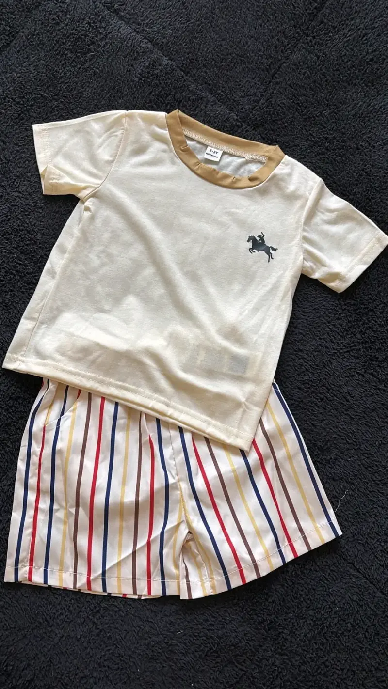Conjunto de ropa infantil - 4