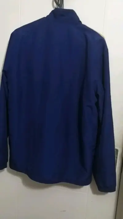 Chaqueta deportiva azul Adidas U de Chile - miniatura 2