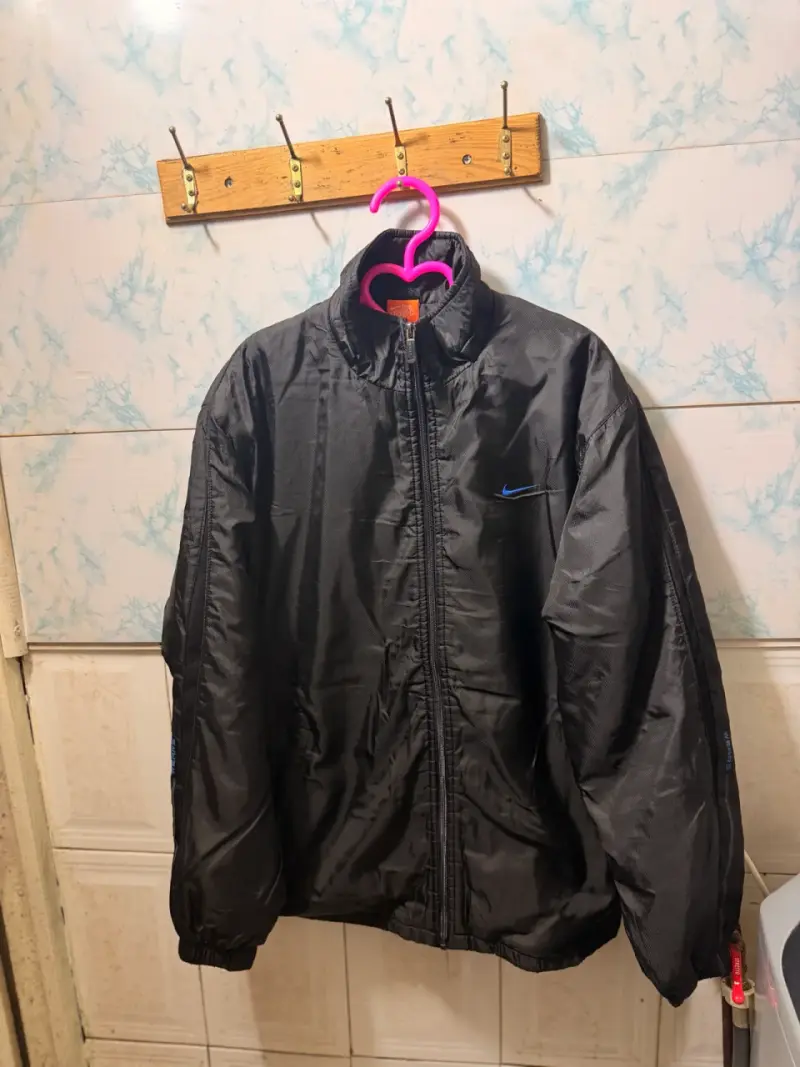 Chaqueta deportiva negra Nike para hombre - 1
