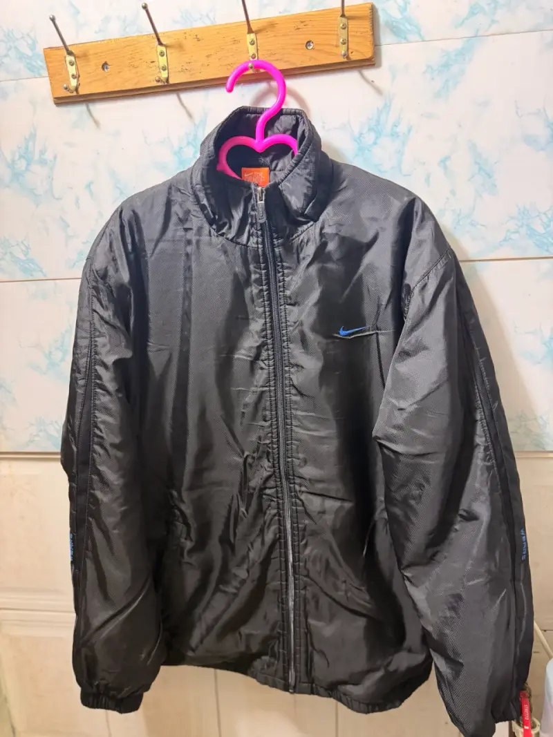 Chaqueta deportiva negra Nike para hombre - 4