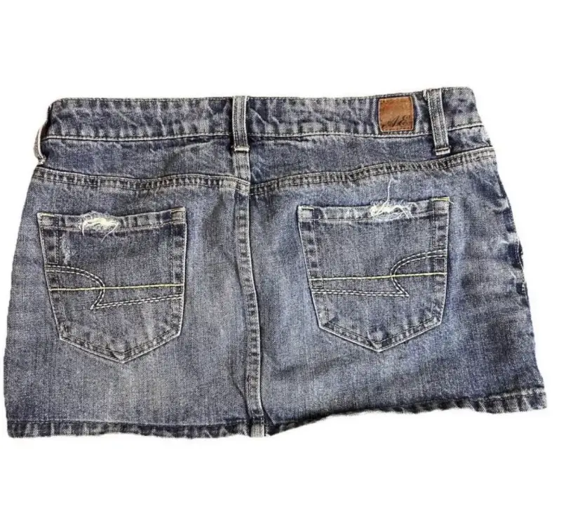 Falda de mezclilla American Eagle desgastada - 2