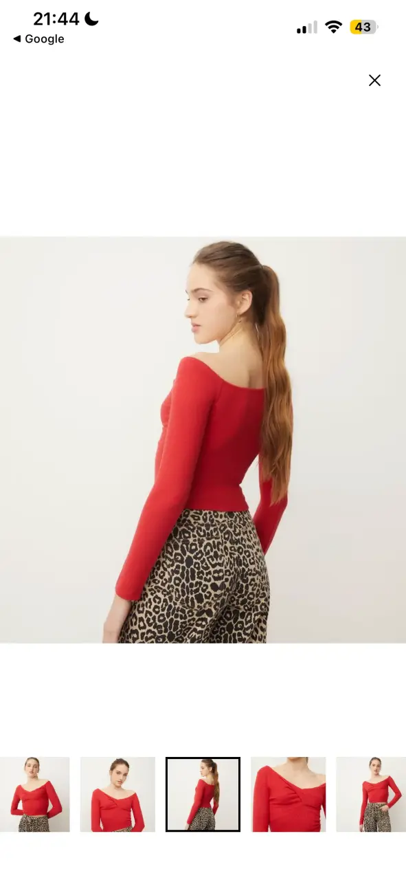 Top rojo de manga larga con escote en V - 3