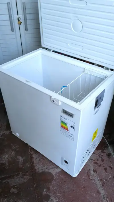 Congelador horizontal Libero en buen estado - miniatura 2