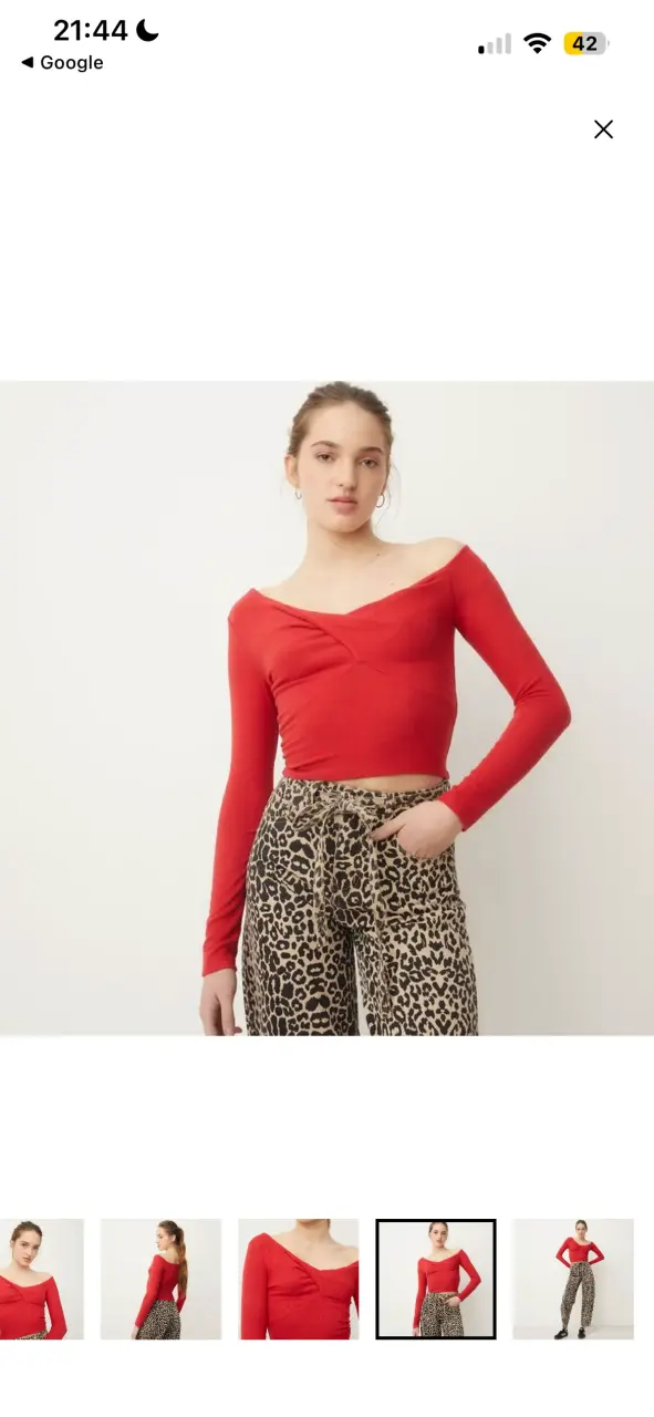Top rojo de manga larga con escote en V - 5