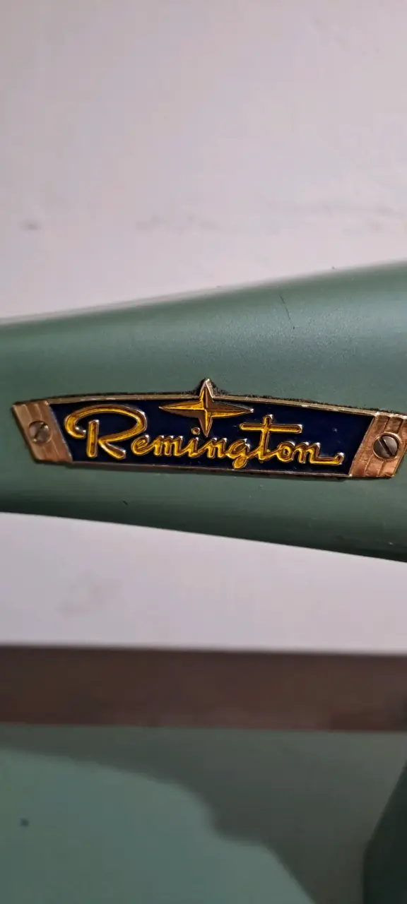 Máquina de Coser Antigua Remington Verde - 3