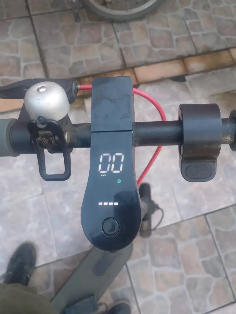 Scooter eléctrico en perfectas condiciones - 3
