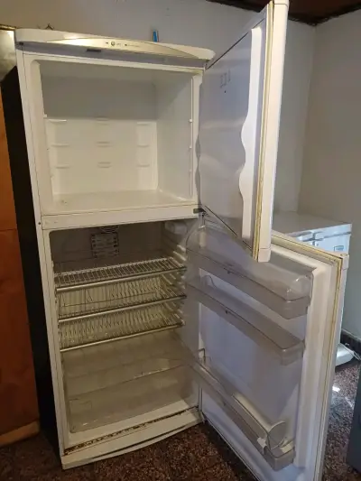 Refrigerador Bosch usado - miniatura 2