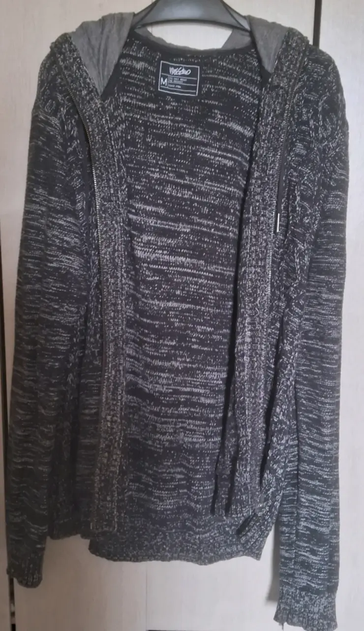 Lote de polerones y suéteres para hombre - 3