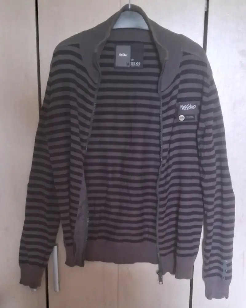 Lote de polerones y suéteres para hombre - 4