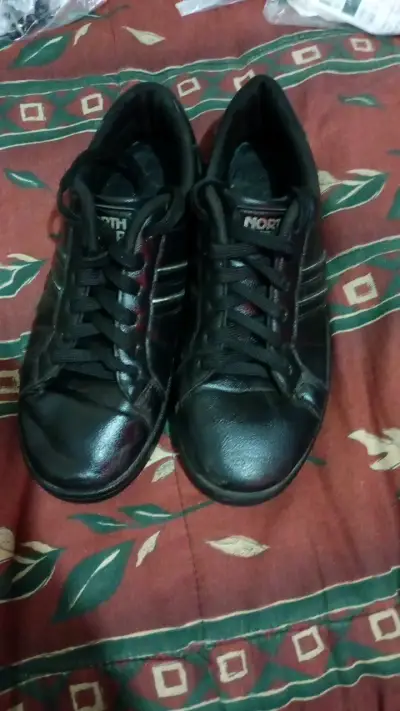 Zapatillas de hombre y zapatos de futbol - miniatura 2