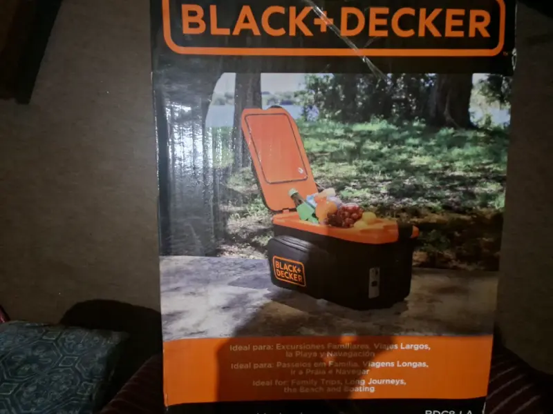 Nevera portátil Black+Decker con función de calefacción - 1