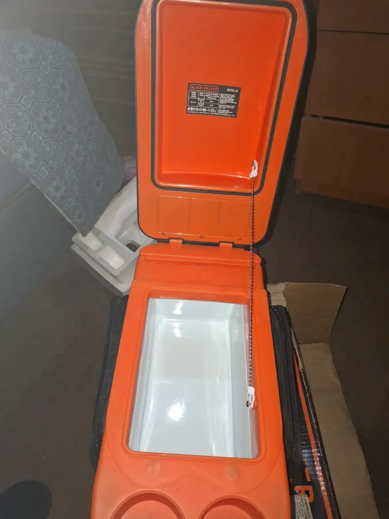 Nevera portátil Black+Decker con función de calefacción - 3