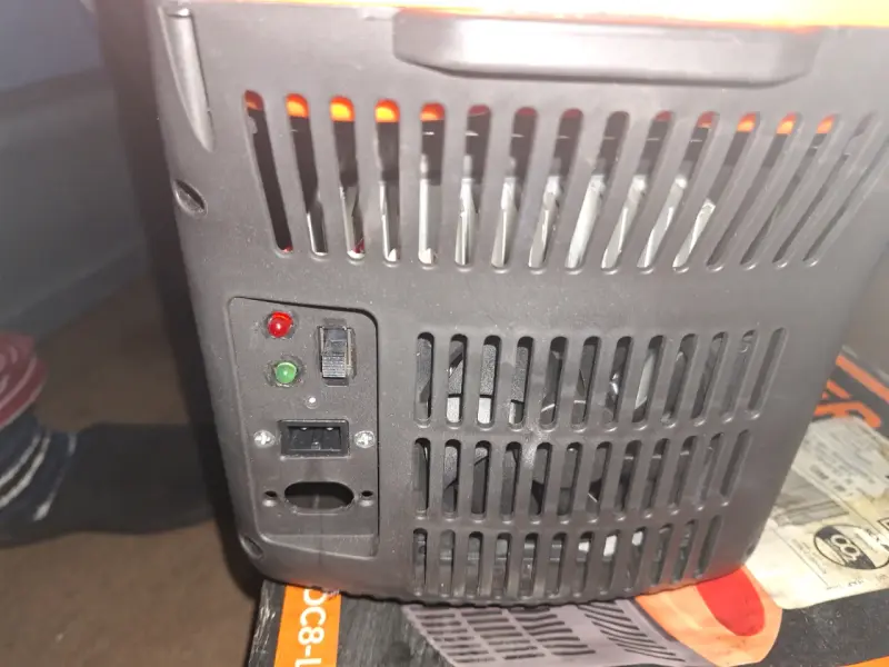Nevera portátil Black+Decker con función de calefacción - 6