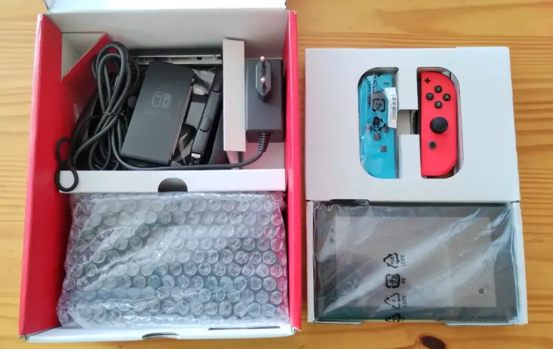 Consola Nintendo Switch con juego Donkey Kong - 2