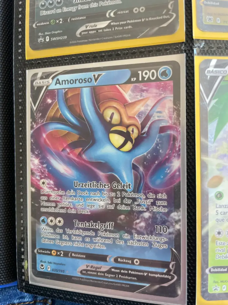 Carta Pokémon Amoroso V 035/195