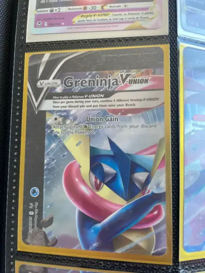 Carta Pokémon Greninja V-UNION - miniatura 1