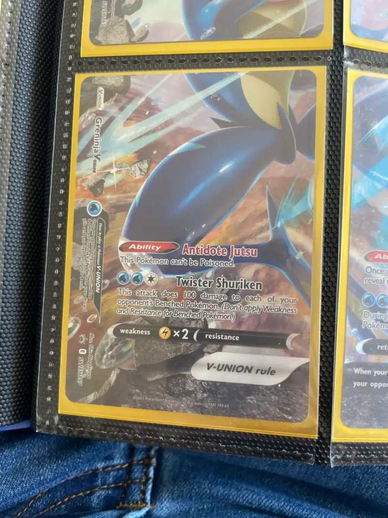 Carta Pokémon Greninja V-UNION - 3