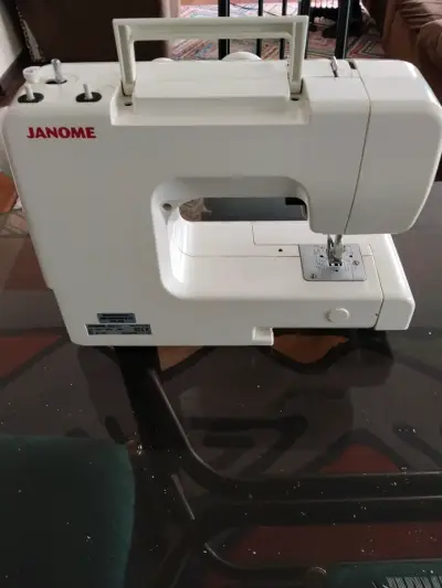 Máquinas de coser Janome 311 y 8002D - miniatura 5
