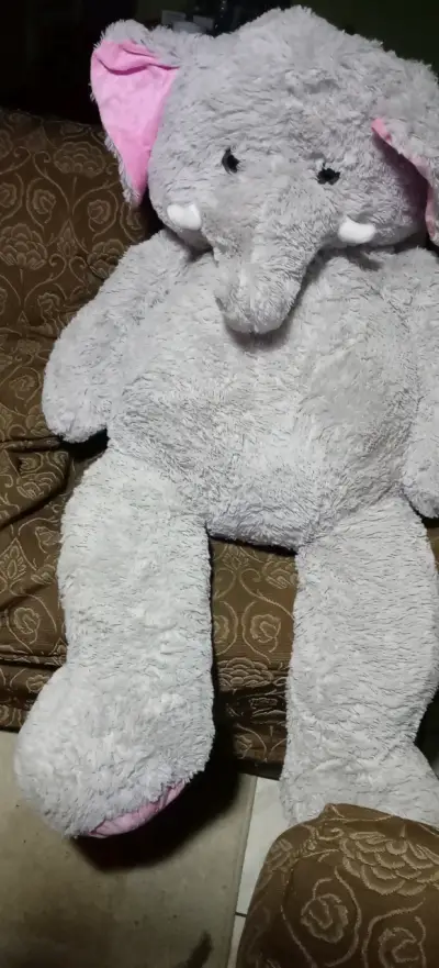 Peluche gigante de elefante gris con orejas rosadas - miniatura 2