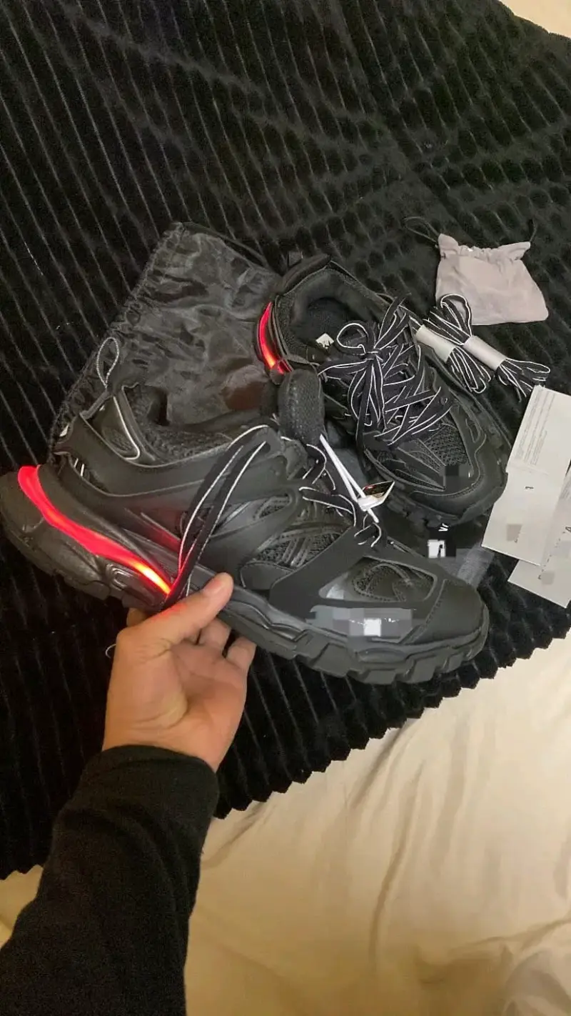 Zapatillas deportivas LED negras Balenciaga Track - 1