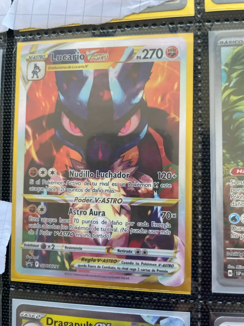 Carta Pokémon Lucario V-ASTRO