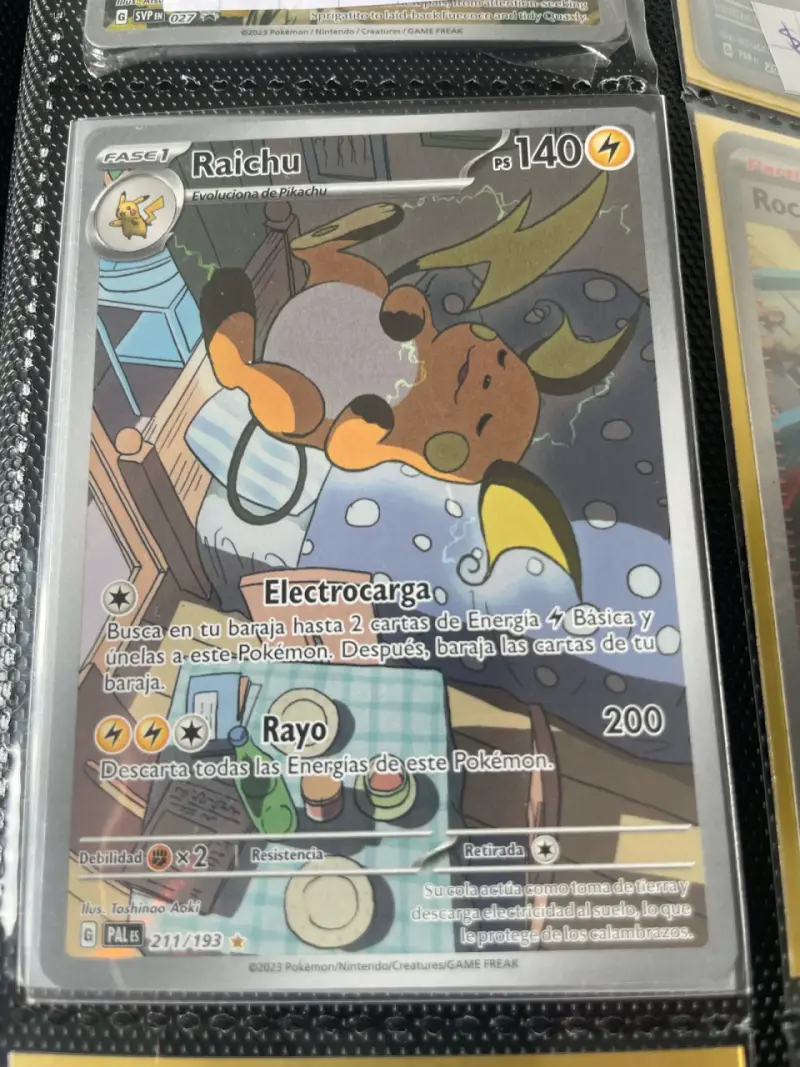 Carta Pokémon Raichu 211/193