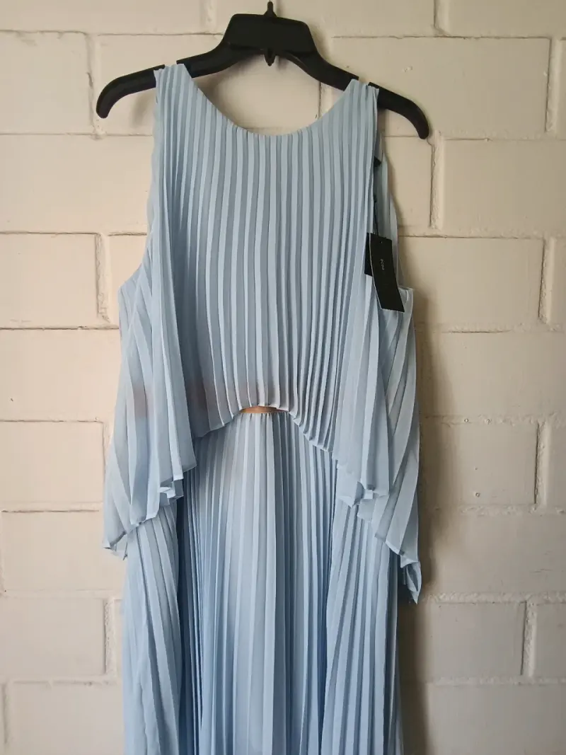 Vestido plisado azul BCBG Max Azria - 1