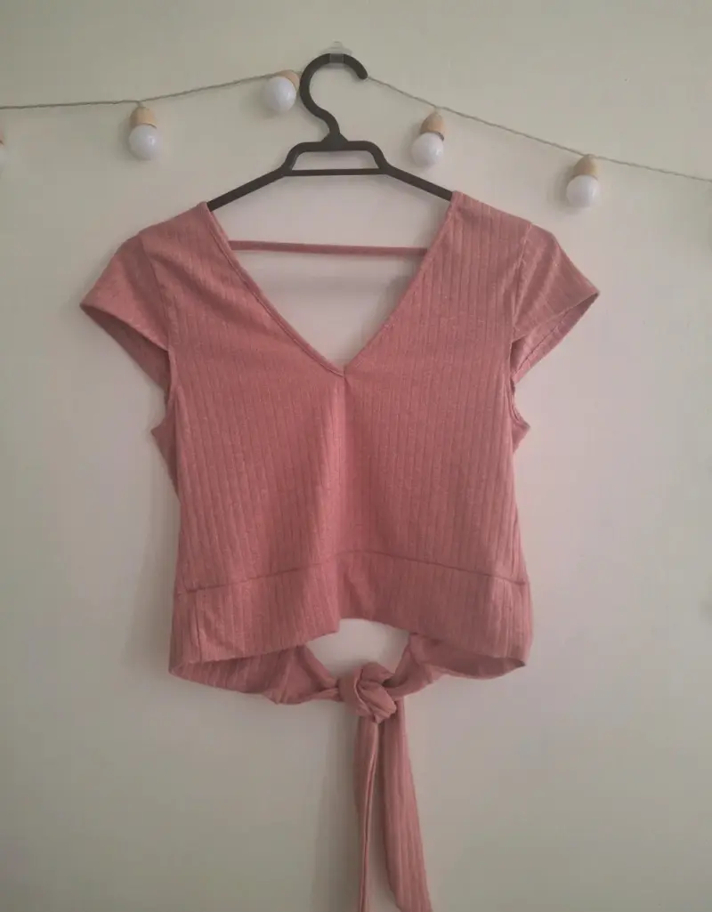 Top corto rosa con lazo JJO Mujer - 1
