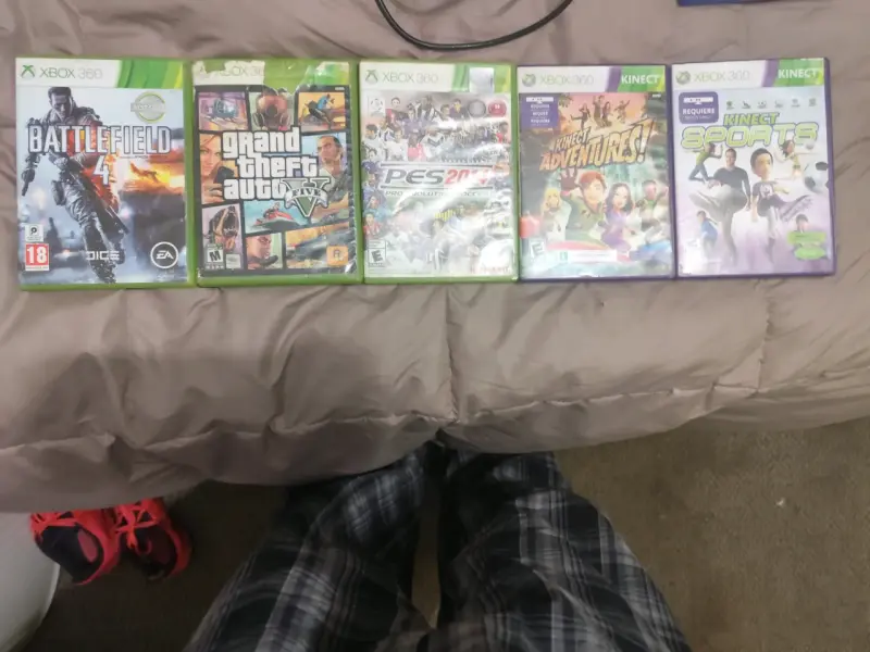 Consola Xbox 360 con Kinect y juegos incluidos - 2
