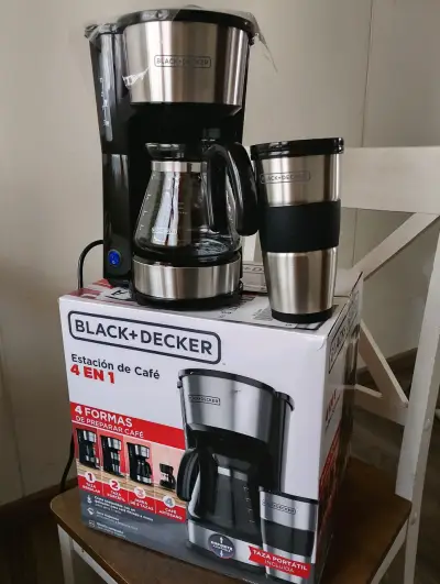 Cafetera Black+Decker 4 en 1 con Taza Térmica - miniatura 2