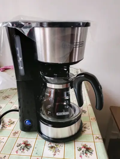 Cafetera Black+Decker 4 en 1 con Taza Térmica - miniatura 3