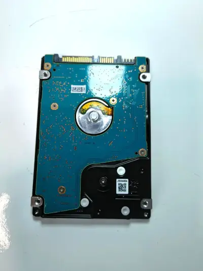 Disco duro HDD 5400RPM Toshiba 1TB SATA - miniatura 2