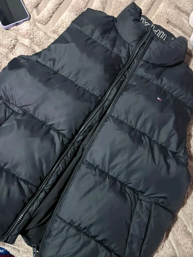 Chaleco acolchado negro Tommy Hilfiger