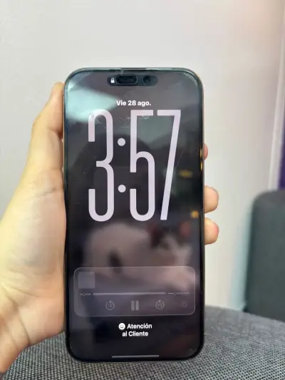 iPhone 16 Pro Max 512 gb Titanium única dueña - miniatura 2