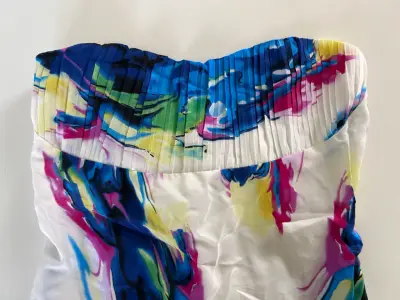 Vestido largo strapless con estampado colorido - miniatura 3