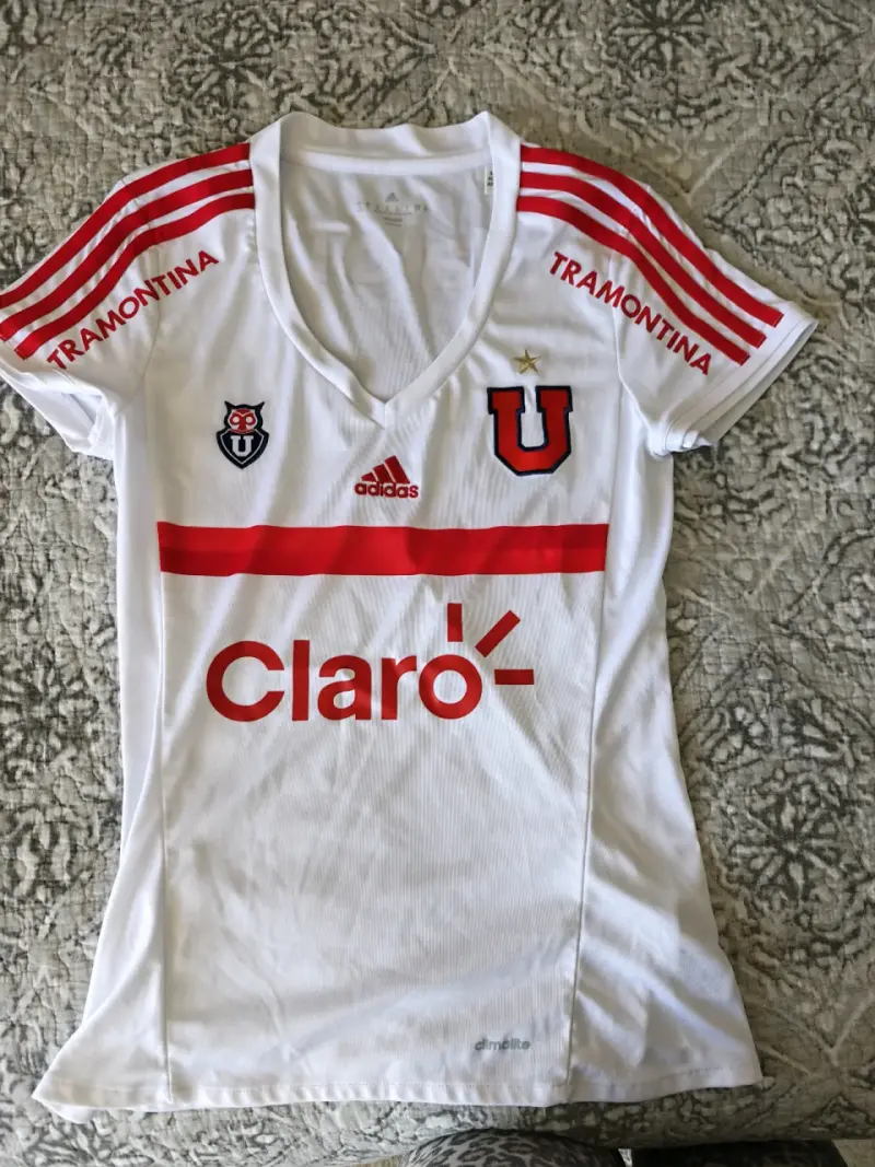 Camiseta Universidad de Chile Visitante 2015-2016 - 1