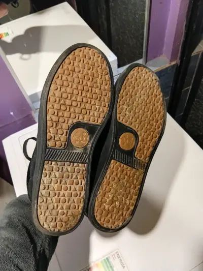 Zapatillas deportivas negras Nike y Maui & Sons - miniatura 2