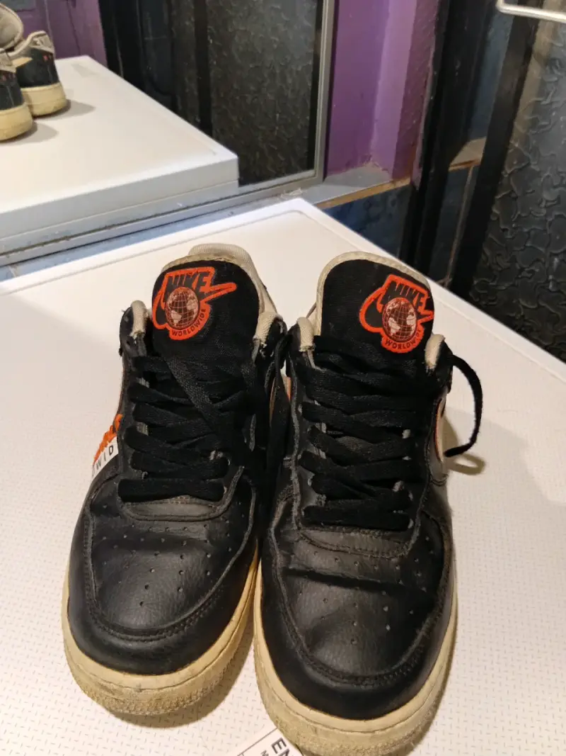 Zapatillas Nike Air Force 1 negras usadas - 1