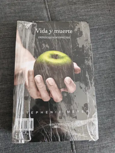 Libro Crepúsculo Edición Especial 10mo Aniversario - miniatura 2