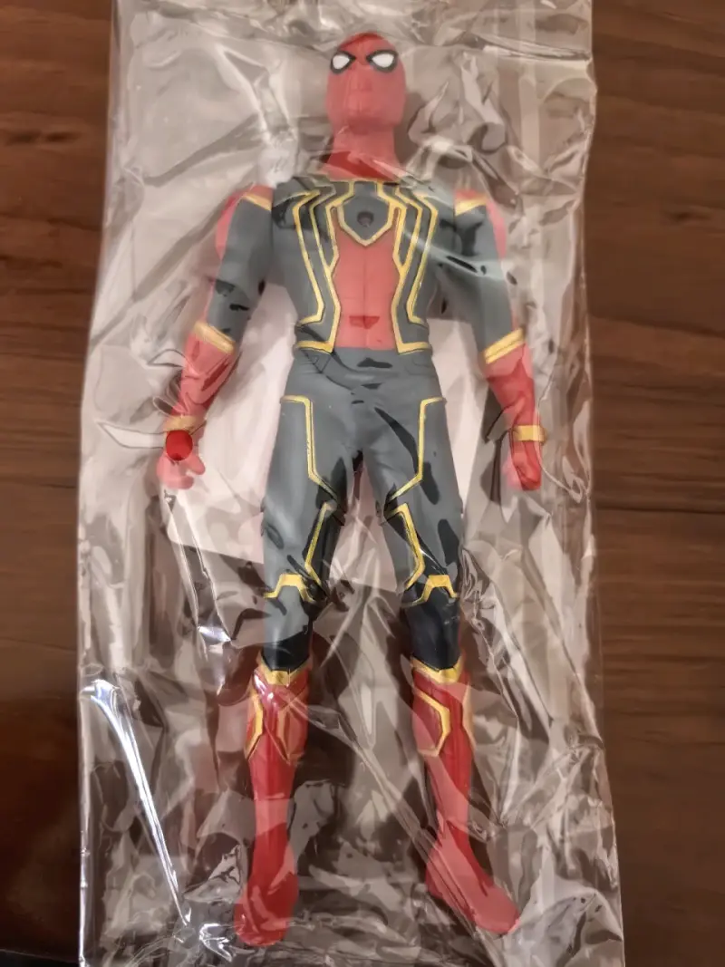 Figura de acción Spider-Man 17 cm con luz (Nuevo) - 2
