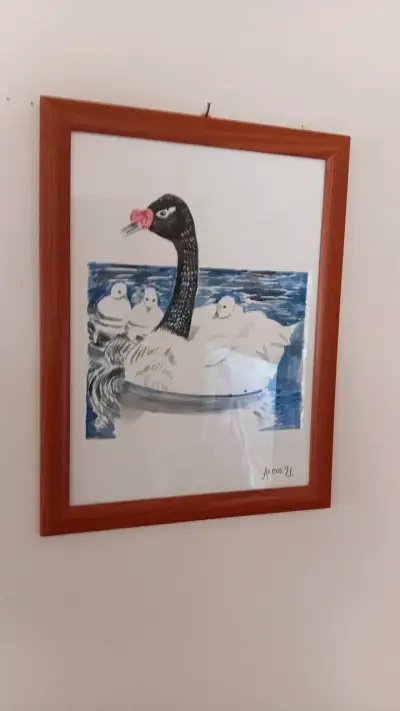 Cuadro con marco de madera cisne negro - miniatura 1