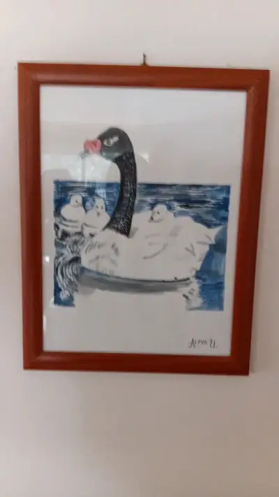 Cuadro con marco de madera cisne negro - miniatura 2