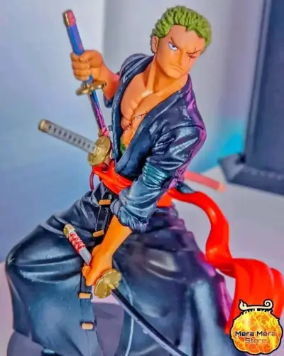 Figura de acción Zoro One Piece con katana - miniatura 2
